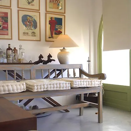 Villa Nena's Art House